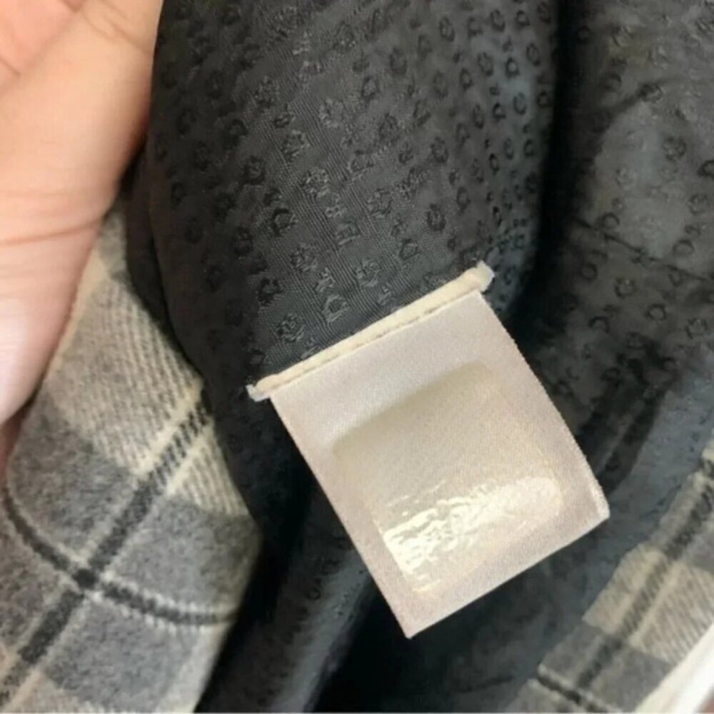 Dolce & Gabbana Vintage Wool Grey Check Plaid Belted Coat 8 - Picture 6 of 16